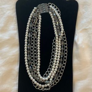 Premier Designs Pearl and Chain Necklace